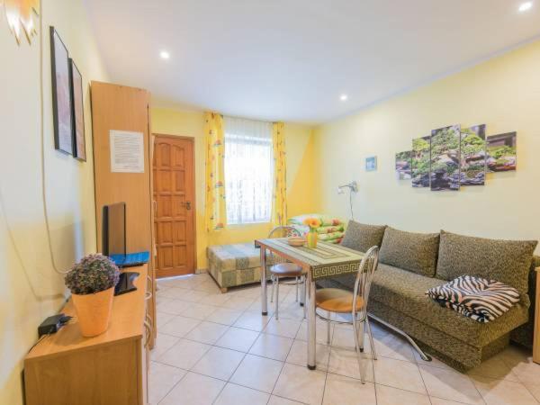Zacisze,Klonowa 17 Hotel Дзвиржино Екстериор снимка