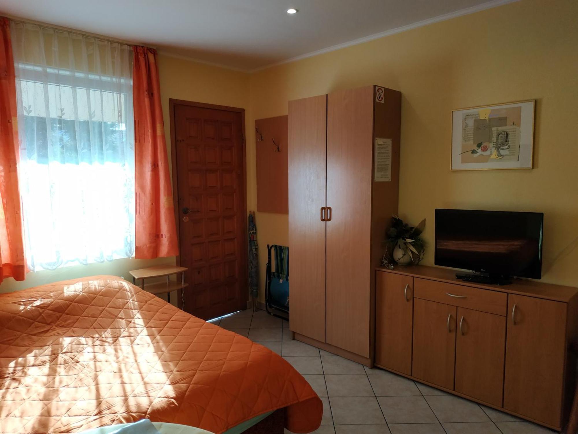 Zacisze,Klonowa 17 Hotel Дзвиржино Екстериор снимка
