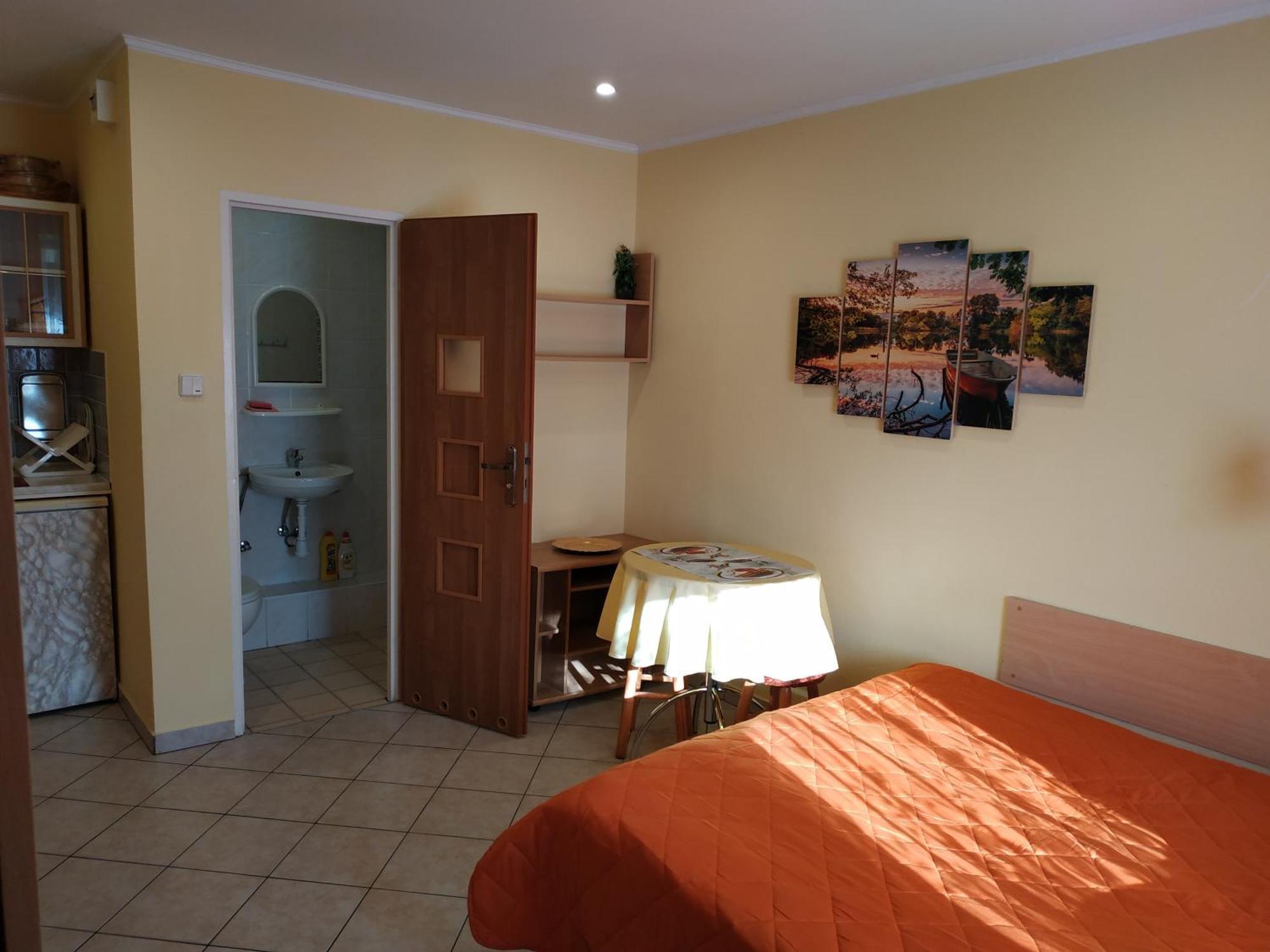 Zacisze,Klonowa 17 Hotel Дзвиржино Екстериор снимка